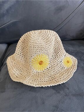 Beige Crochet Sunflower Bucket Hat | Handmade Thailand Style Summer Hat